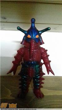 LOTTO #8 ULTRAMAN MONSTER - KAIJUU 6": HIPPORITO